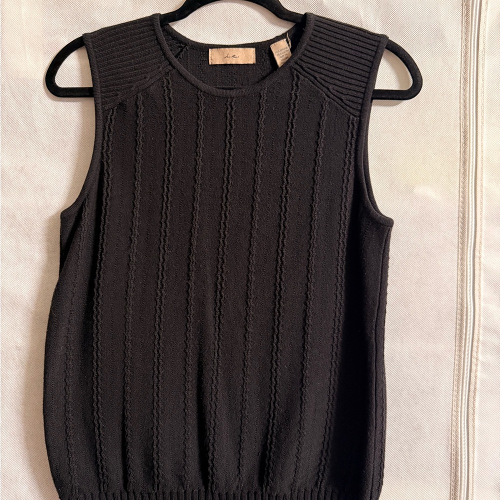 Sleeveless Crewneck Knit Shell - Black